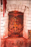 Алтарь храма Гаруды