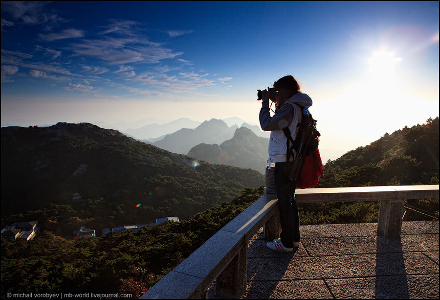 6. Хочется бесконечно снимать окружающий пейзаж Национальный парк Хуаньшань, Китай