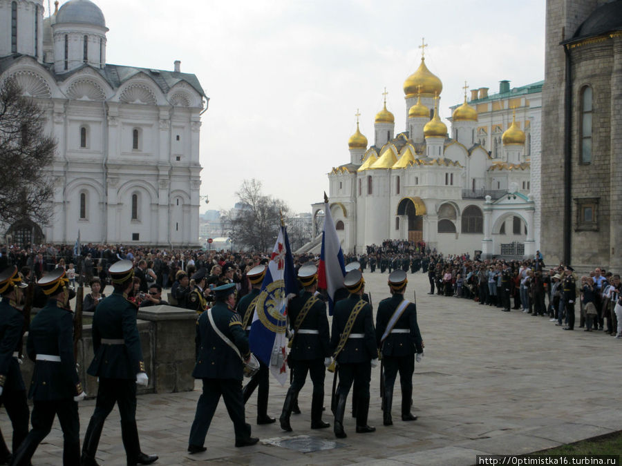 Подготовка к торжественной смене караула в Кремле 21 апреля Москва, Россия