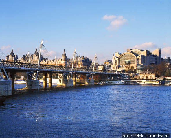 Мост Хангерфорд и мосты Золотого Юбилея Лондон, Великобритания