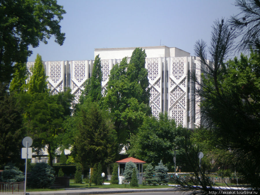 Бывший музей Ленина. Сейчас Музей истории. Ташкент, Узбекистан