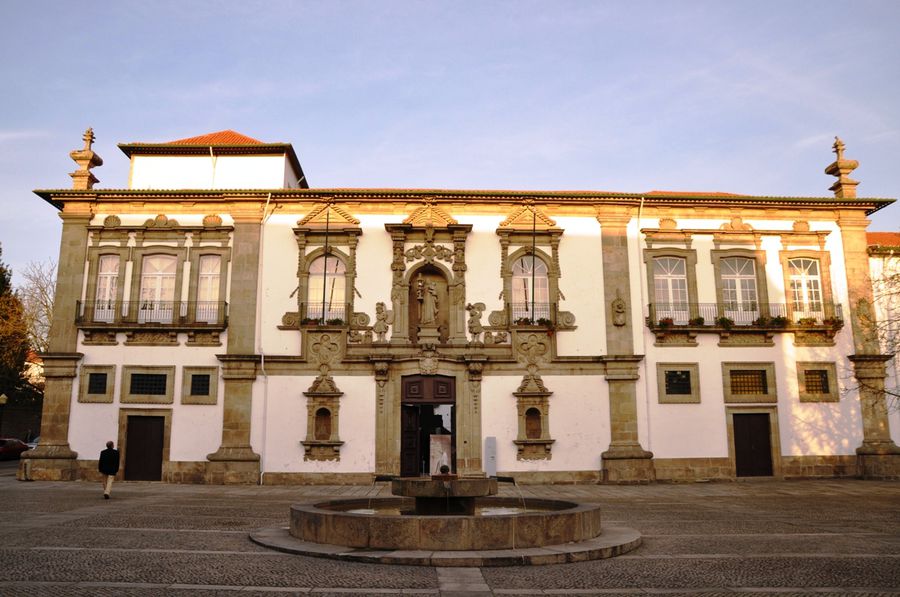 Монастырь Св. Клары Гимарайнш, Португалия