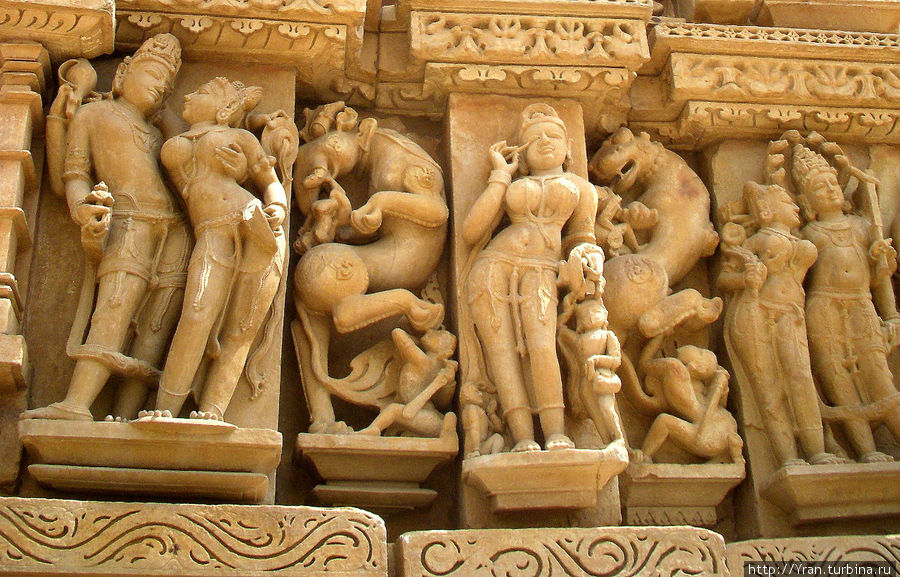 Храм Паршванатха (Parsvanath Temple) Каджурахо, Индия