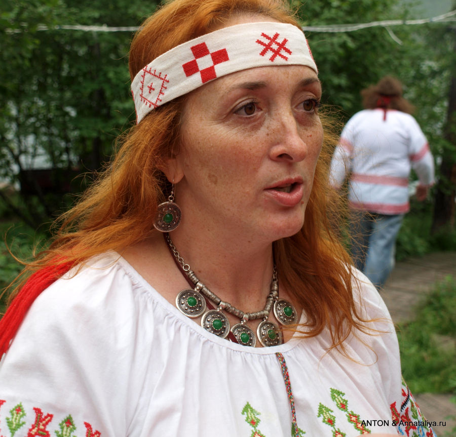 Берегиня Дара — жена шамана Олега. Озеро Лама, Россия