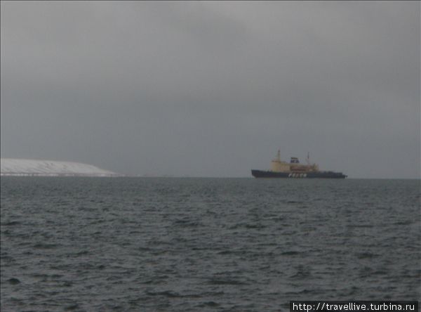 Певек, Восточно-Сибирское море, ледокол FESCO Чукотский автономный округ, Россия