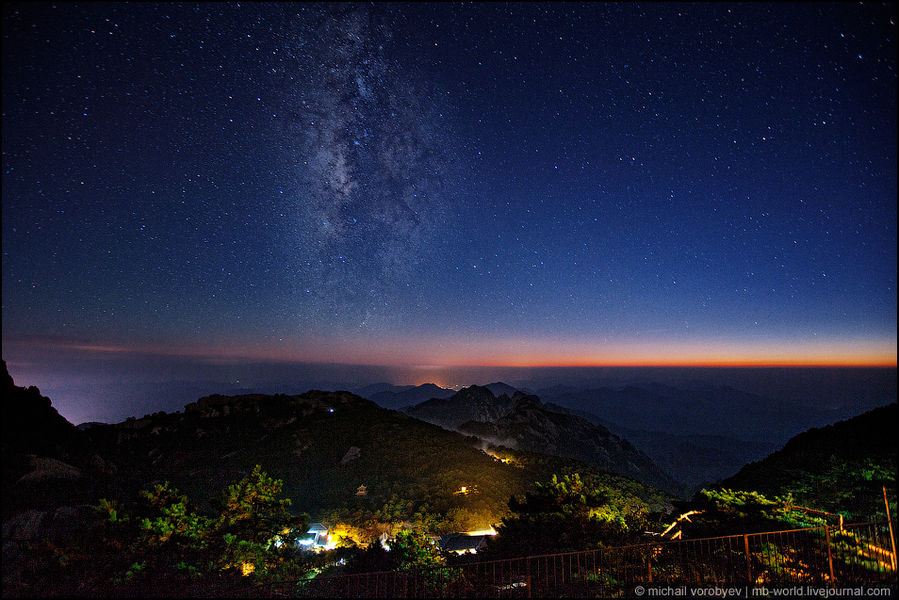 16. Звездный путь на горами Хуаншань Национальный парк Хуаньшань, Китай