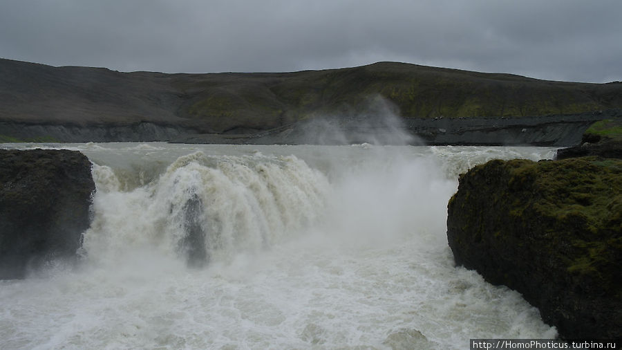безымянный водопад Исландия