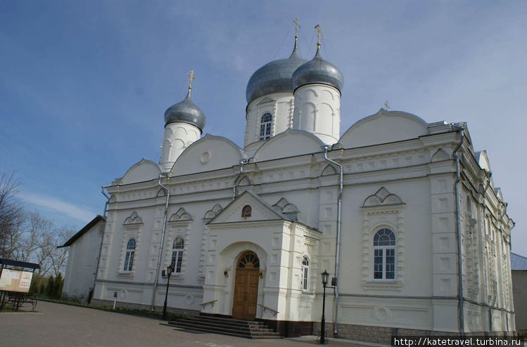 Покровский собор Зверина 