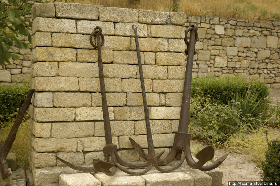 Архитектурный ансамбль- цитадель «Нарын-кала» Дербент, Россия