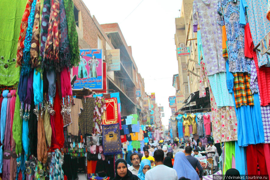 Рынок Хан-Эль-Халили Каир, Египет