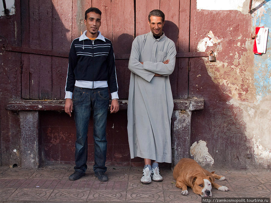 Трое из Касабланки Марокко