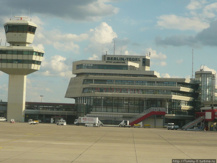 Прощай, Тегель.  В Берлине закрывают старый аэропорт Германия