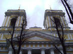 Освящение собора  и перенесение сюда из Благовещенской церкви мощей св. благоверного князя Александра Невского состоялось 30 августа 1790 года