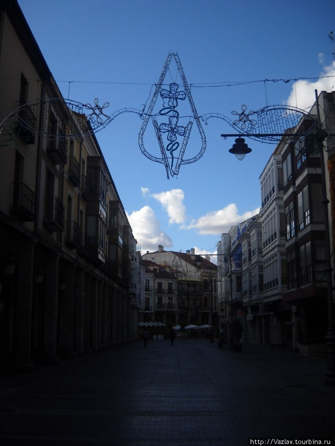 Центральная улица Паленсия, Испания