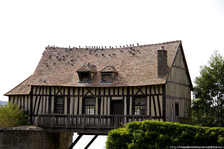 Прогулка по Вернону - дух средневековья! Вернон, Франция