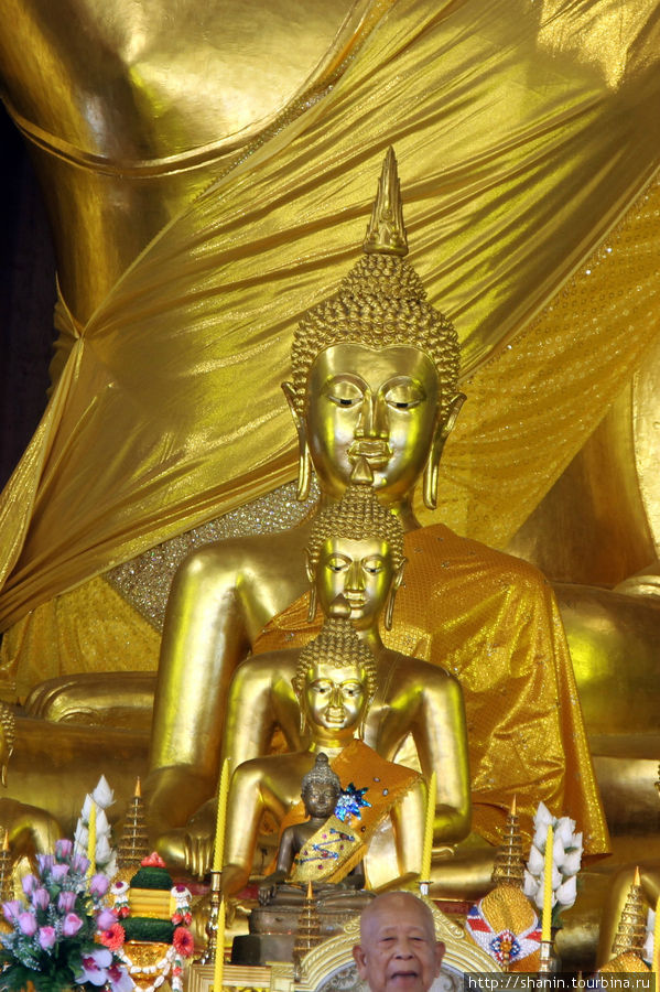 Будды — рядком Чиангмай, Таиланд
