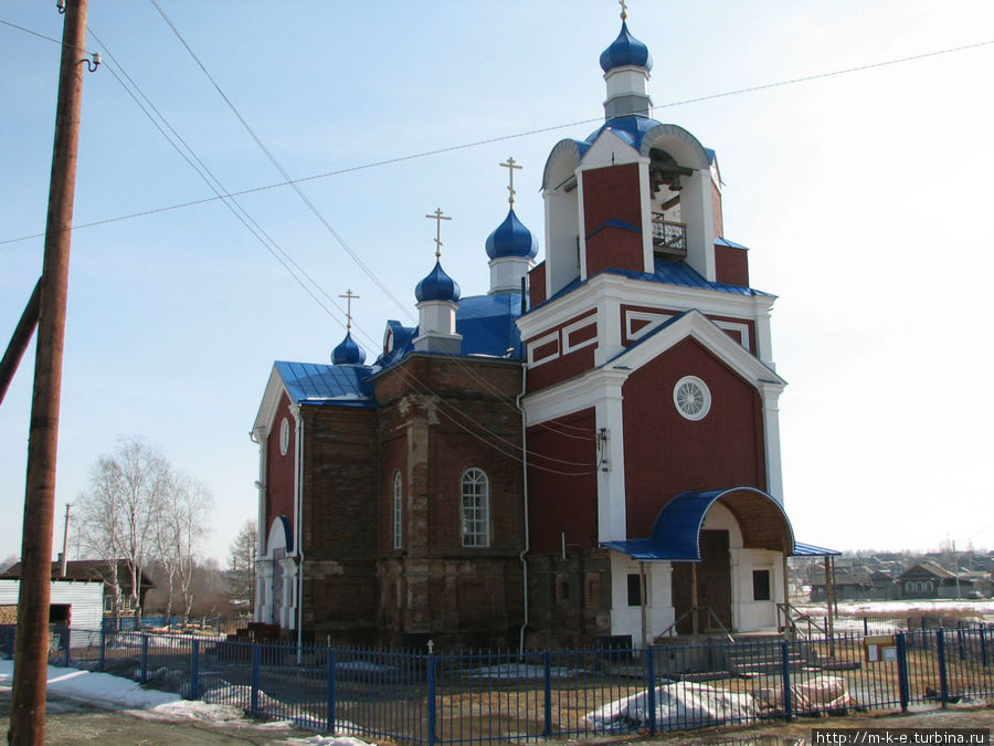 Каменная однопрестольная Казанская единоверческая церковь Быньги, Россия
