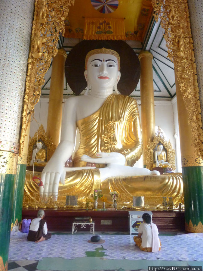 Янгон. Пагода Шведагон.Храм Будды. Янгон, Мьянма
