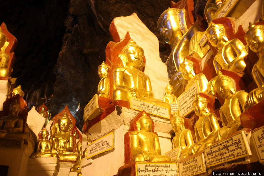 Пещеры будды. Пещеры тысячи Будд. Пещера 10 000 Будд. Пещера 10 тысяч Будд Китай. Пещера 1000 Будд в Китае.