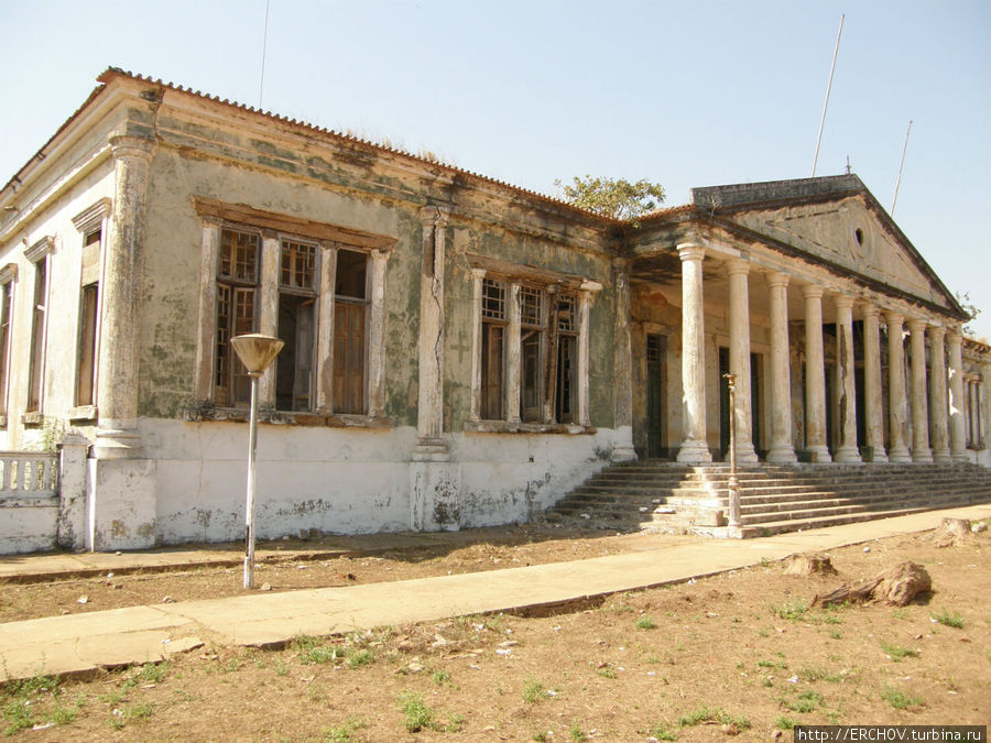 Дворец губернатора. Болама, Гвинея-Бисау
