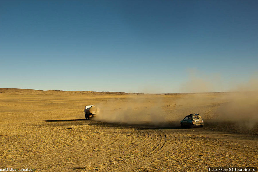 Ведровер – 63. Мираж в пустыне. Гоби-Алтайский аймак, Монголия
