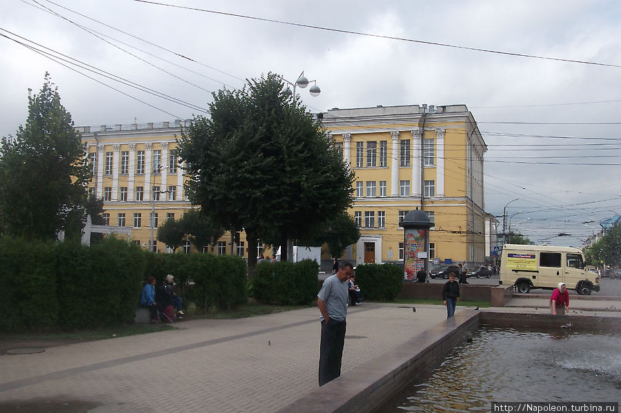 Театральная площадь Рязань, Россия