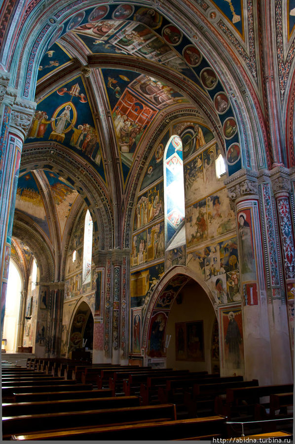Базилика Святой Катерины Галатина, Италия