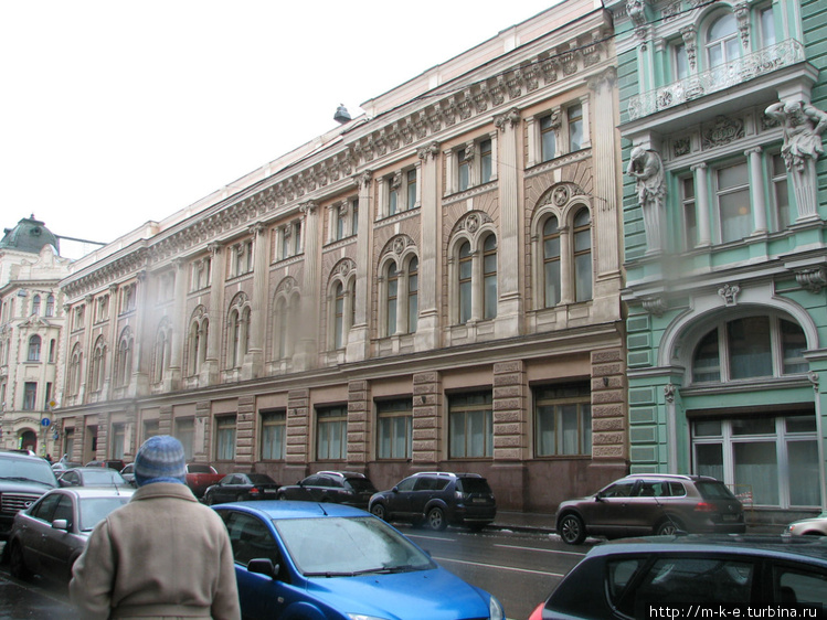 Дом 10 — Московский торго