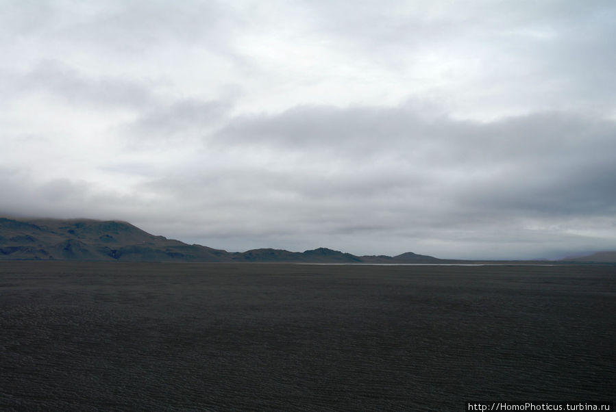 Центр Пустоты. Серое на черном Северо-восточная Исландия, Исландия