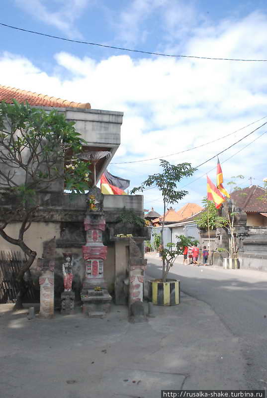 Танджунг Беноа Беноа, Индонезия