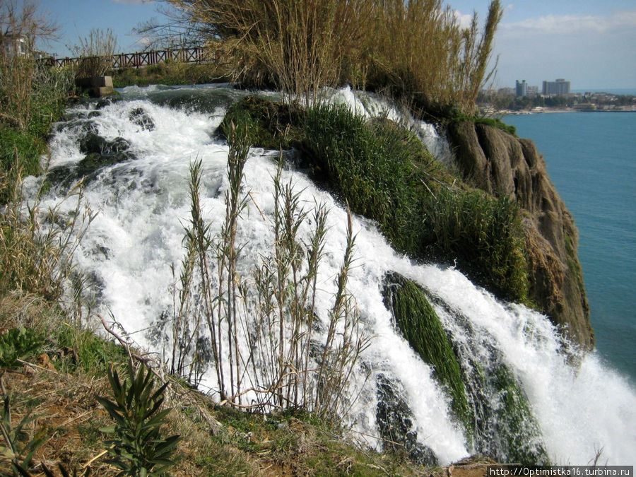 Начало водопада. Анталия, Турция