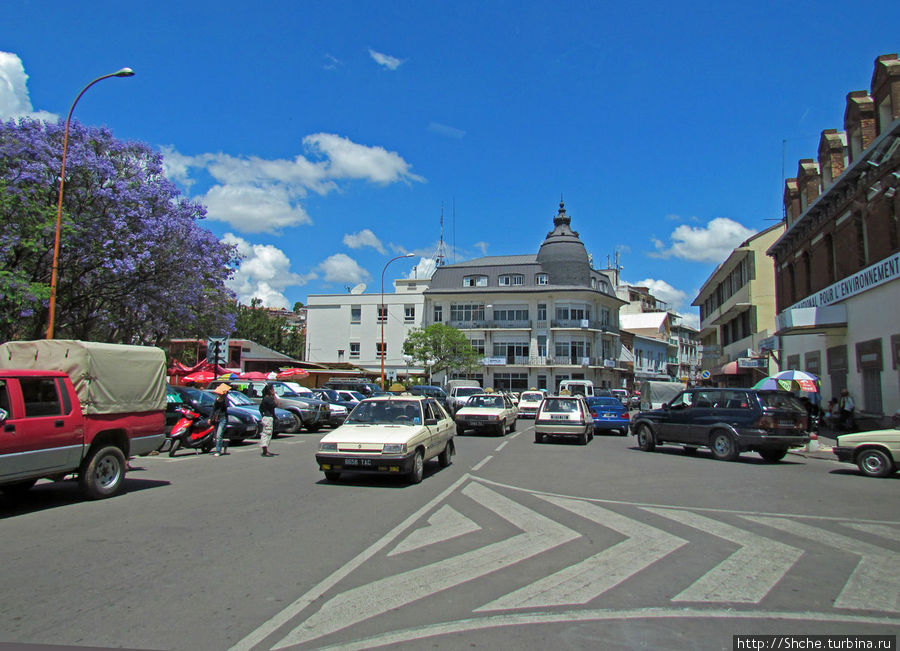 Город на холмах. Антананариву - столица Мадагаскара Антананариву, Мадагаскар