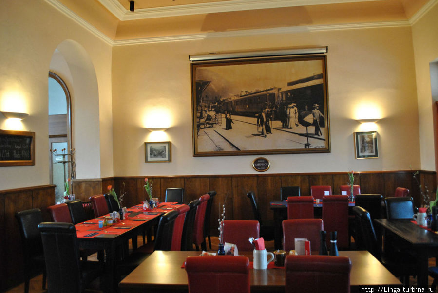 Ресторан в здании железнодорожного вокзала Бад-Ишль, Австрия
