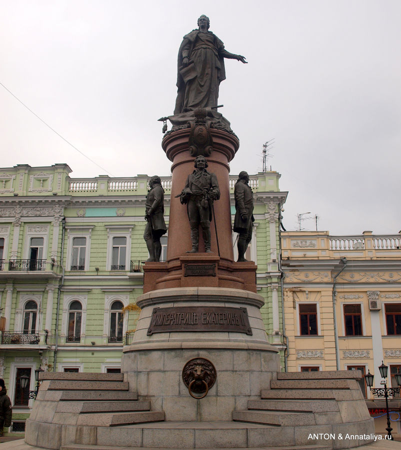Памятник основателям города Одессы. Одесса, Украина