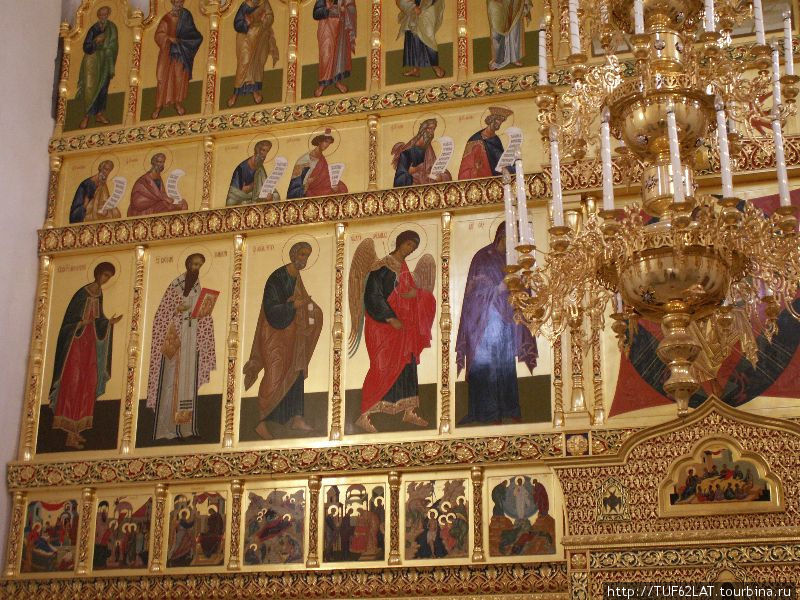 Верхняя часть иконостаса Вязьма, Россия