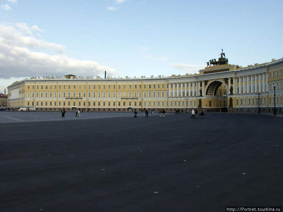 Санкт-Петербург: величие и удивление Санкт-Петербург, Россия