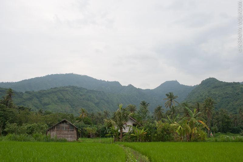Проезжая Агунг Бунутан, Индонезия