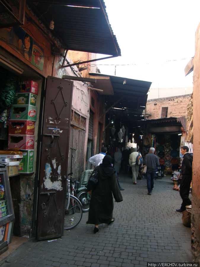 Узкие улочки Марракеша Марракеш, Марокко