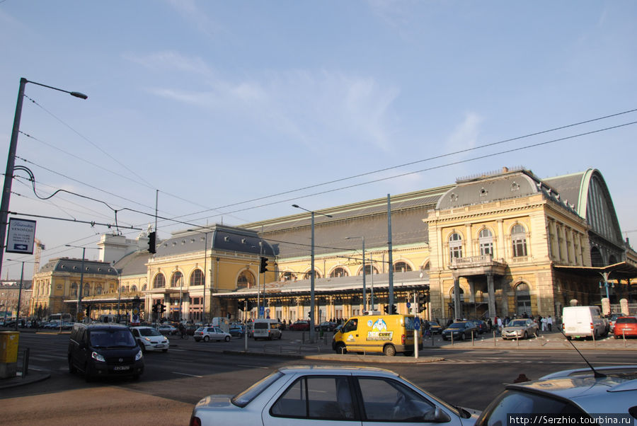 Вокзал Будапешт Келети, куда приезжают и откуда отправляются поезда из Москвы Будапешт, Венгрия