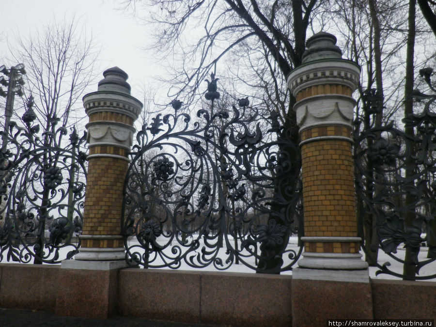Ограда Собора Спаса на Крови Санкт-Петербург, Россия