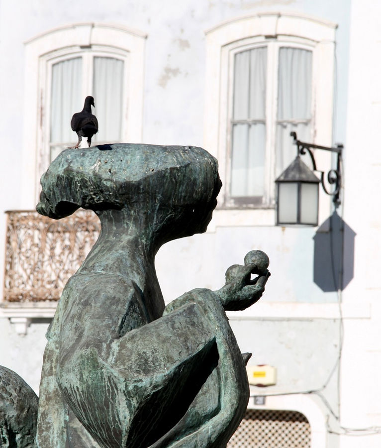 Маленький город с большой достопримечательностью Алкобаса, Португалия