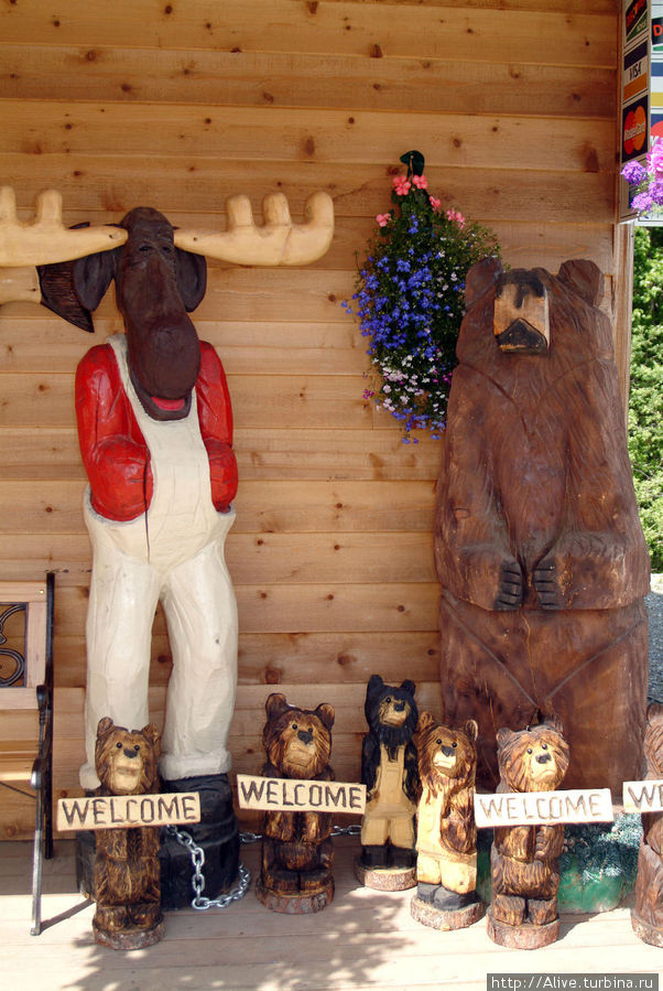 Сувениры по-аляскински: вам лося или медведя?