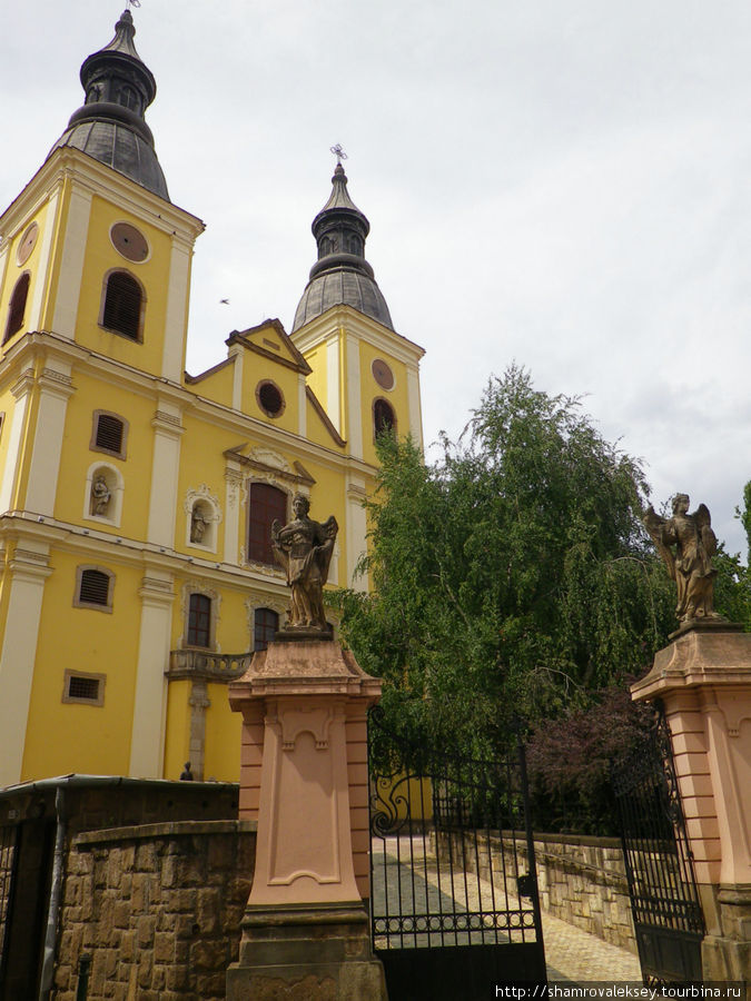 Церковь цистерцианцев Эгер, Венгрия