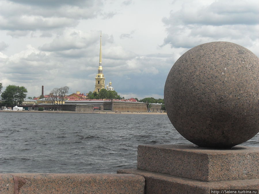 Васильевский остров — взгляд со Стрелки Санкт-Петербург, Россия