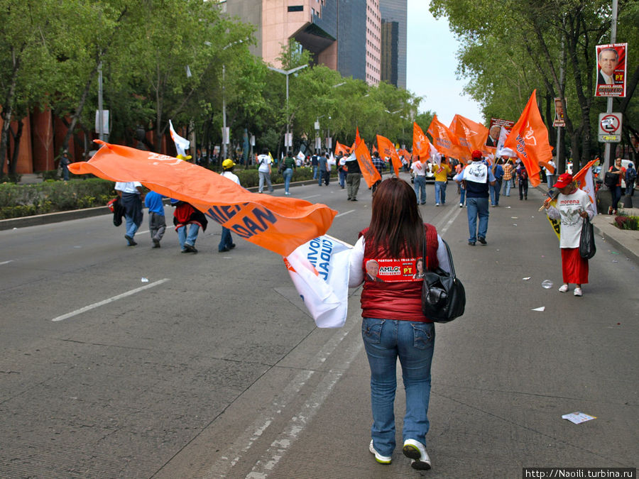 Демонстрации против PRI и РАN накануне выборов президента Мехико, Мексика
