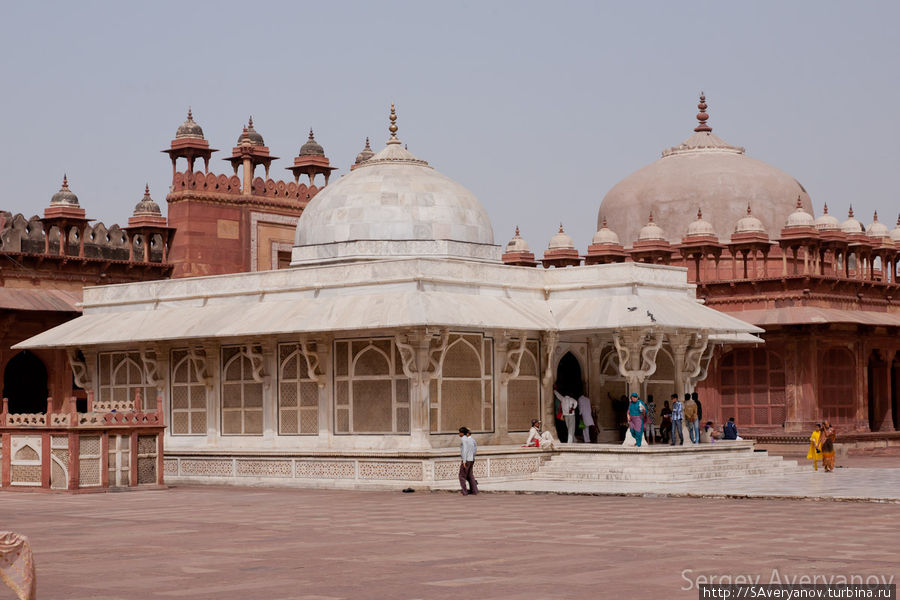 Мавзолей Салима Чисти Джайпур, Индия