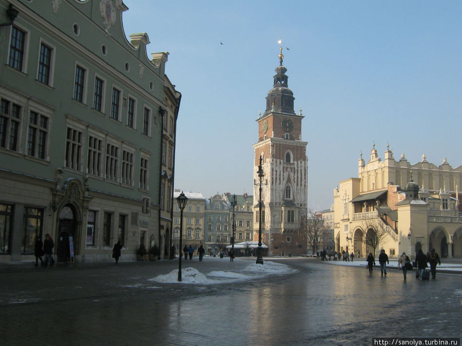 выход на Рынек (сравните с летними фото) Краков, Польша