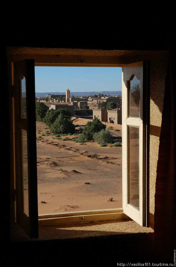 Вид из окна номера Мерзуга, Марокко