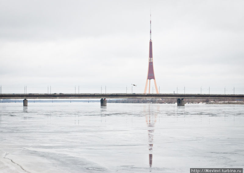 Даугава во льду Рига, Латвия