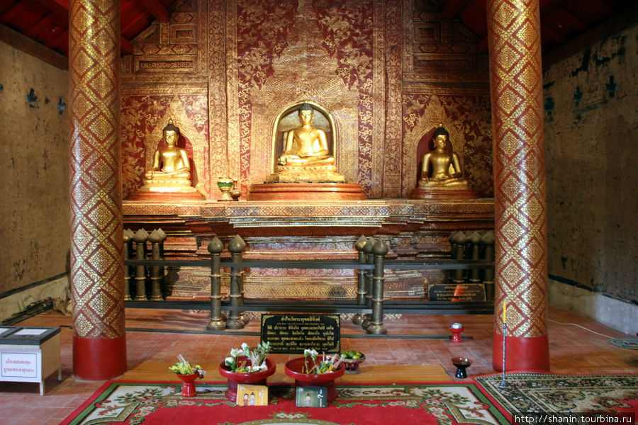 Монастырь Золотого Будды Чиангмай, Таиланд